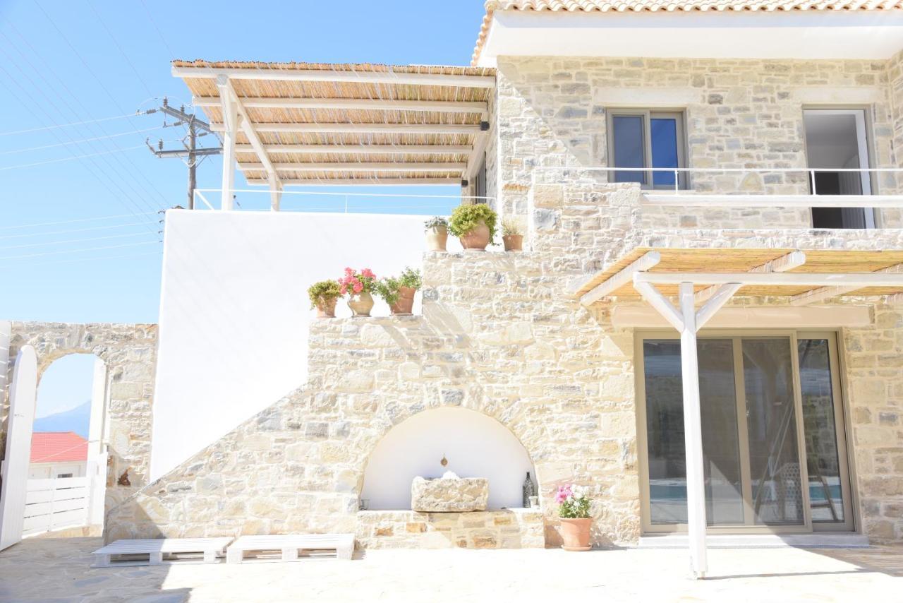 Laini Luxury Suites Pombia Εξωτερικό φωτογραφία