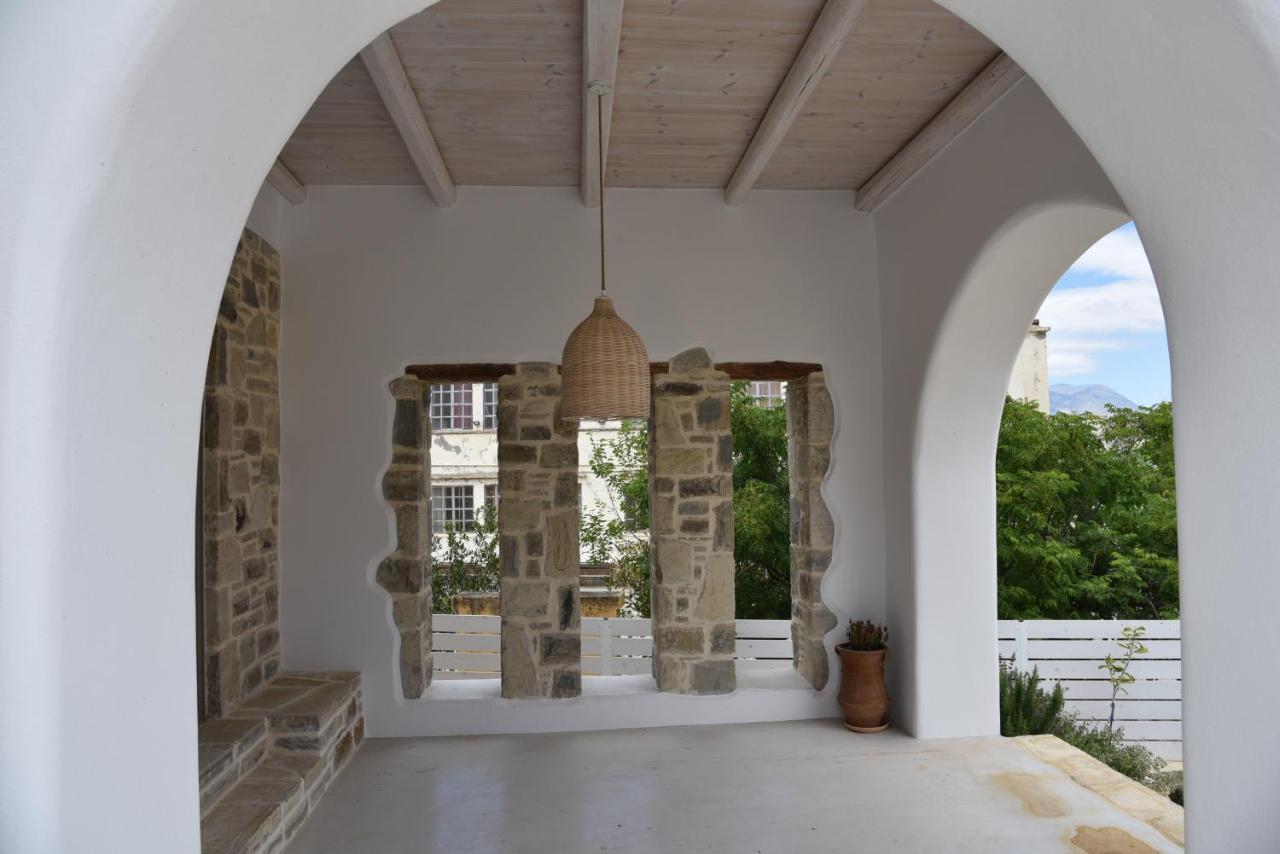 Laini Luxury Suites Pombia Εξωτερικό φωτογραφία