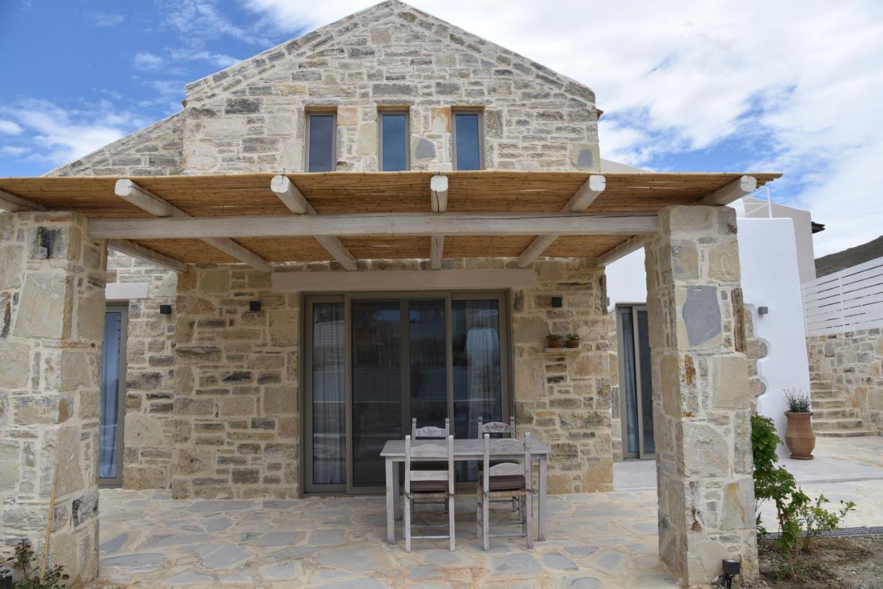 Laini Luxury Suites Pombia Εξωτερικό φωτογραφία