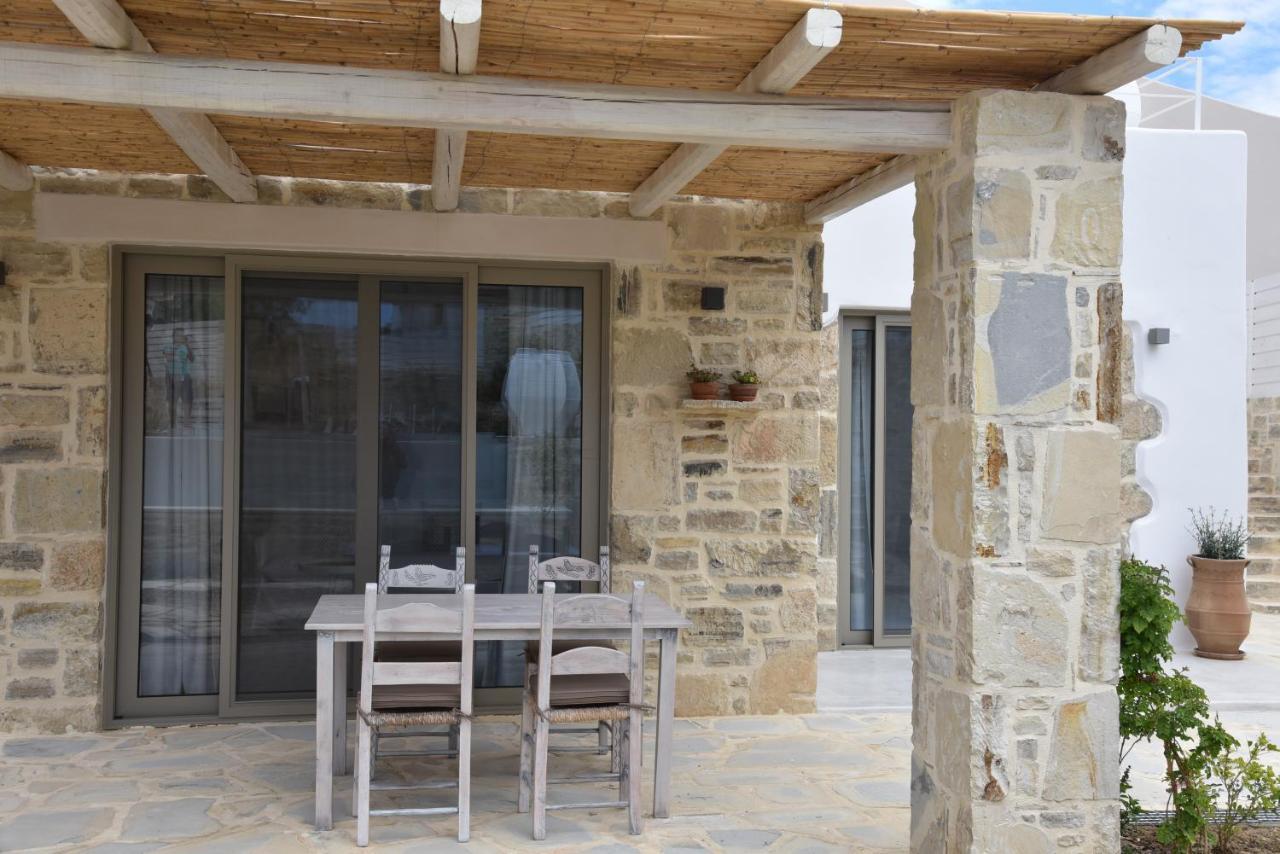 Laini Luxury Suites Pombia Εξωτερικό φωτογραφία