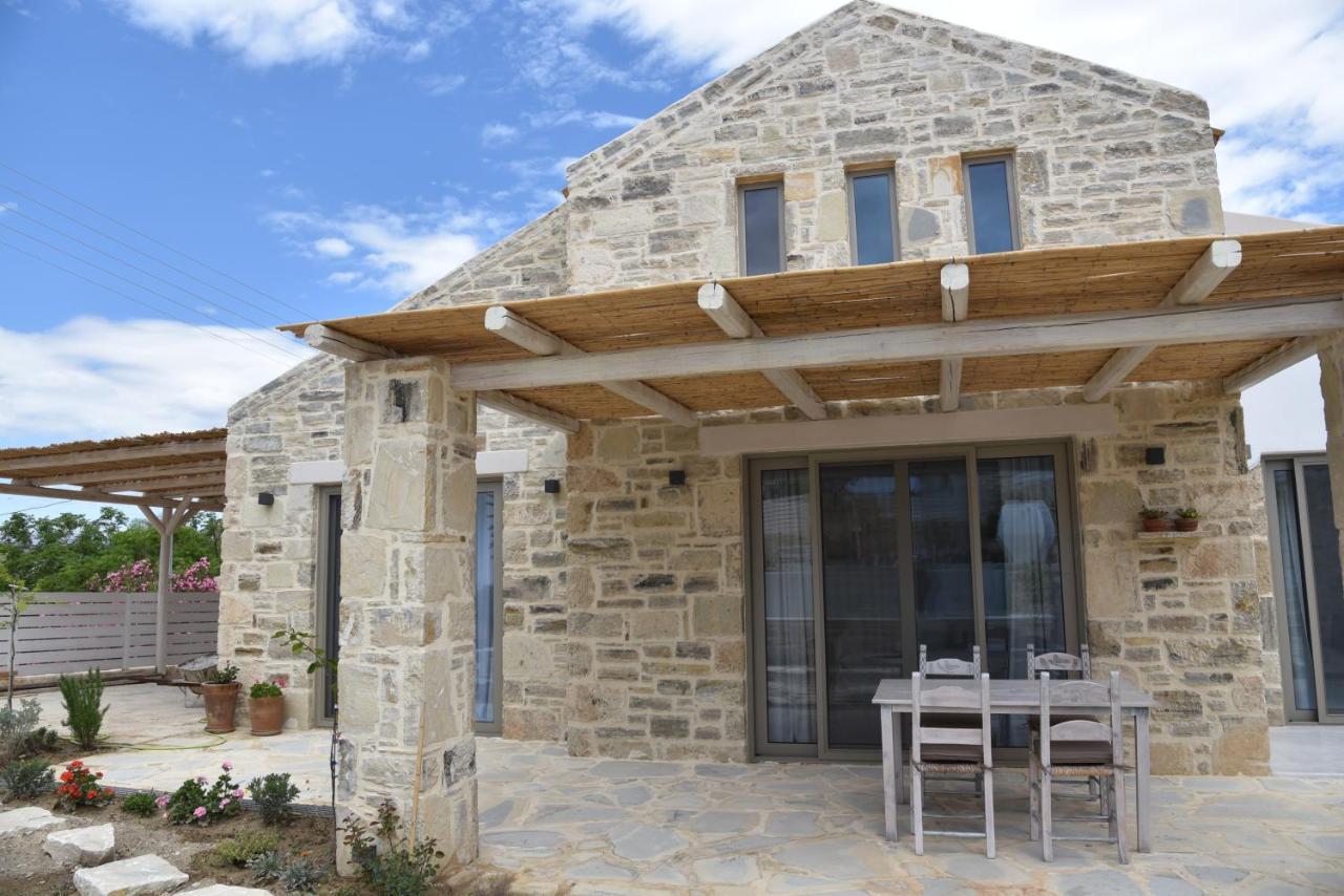Laini Luxury Suites Pombia Εξωτερικό φωτογραφία