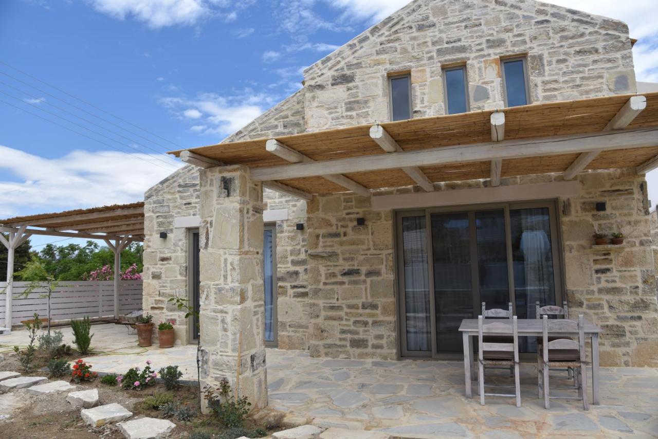 Laini Luxury Suites Pombia Εξωτερικό φωτογραφία